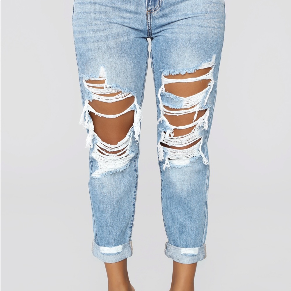 Fashion Nova Jax Distressed High Rise Boyfriend Jeans - Size 7